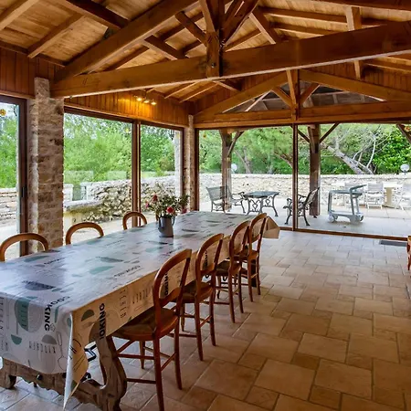 Holiday home Lovely Home In Lonnes With Heated Swimming Pool *