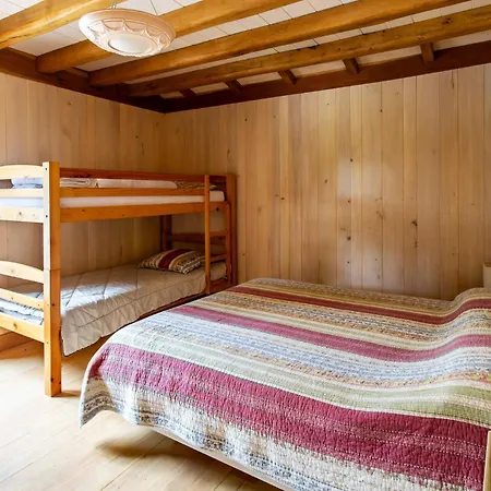 Holiday home Lovely Home In Lonnes With Heated Swimming Pool Lonnes